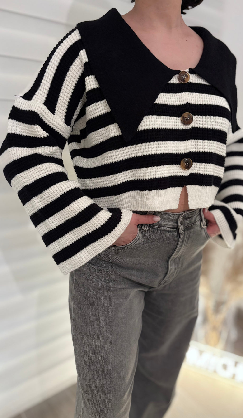 Pull rayé en maille à gros col